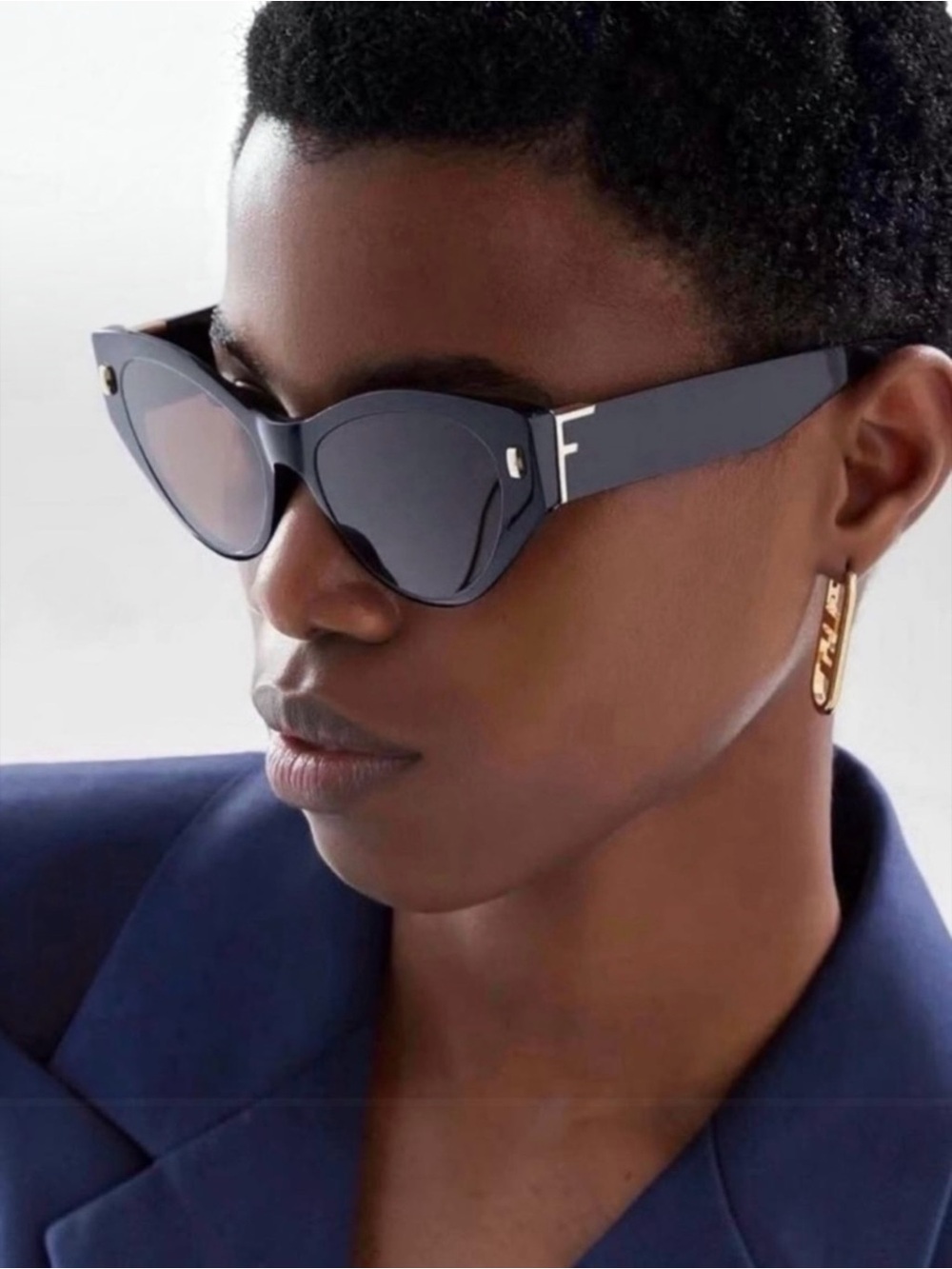 FENDI Brown Oversized Cat Eye UV Sunglasses Style FE400351 01E FENDI F logo NEW